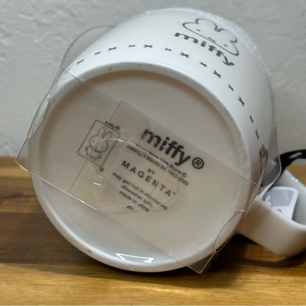 Miffy By Magenta Large White Ceramic Mug With Lid - Picture 6 of 7